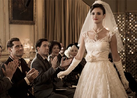 ysl yves saint laurent film 2014 suknia ślubna wedding dress